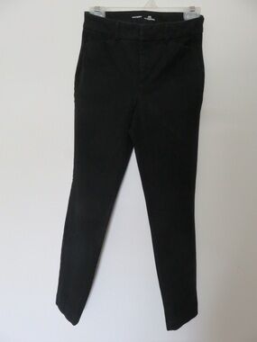 Black Old Navy pixie pants